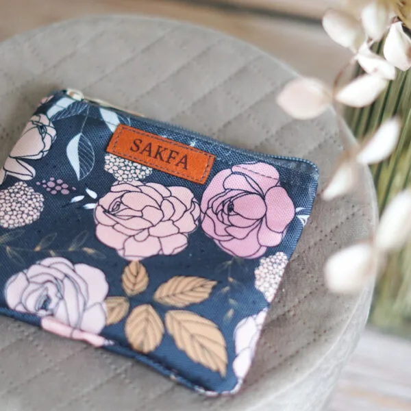 Mała saszetka - Romantyczne kwiaty