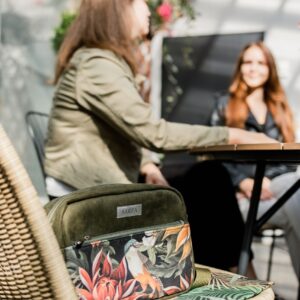 Listonoszka Sophie Khaki - Ptaki i piwonie