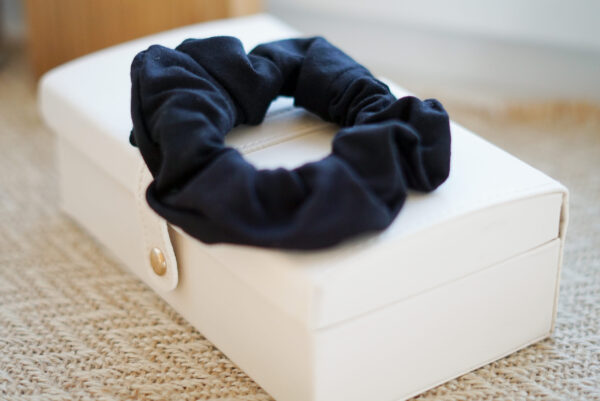 Gumka do włosów SCRUNCHIE Black
