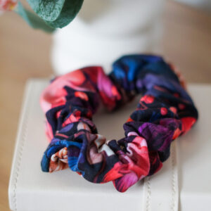Gumka do włosów SCRUNCHIE - Granatowy ogród