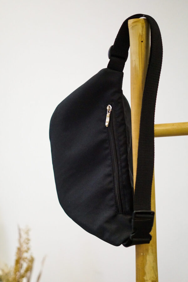 Nerka medium Plus - Black - obrazek 3