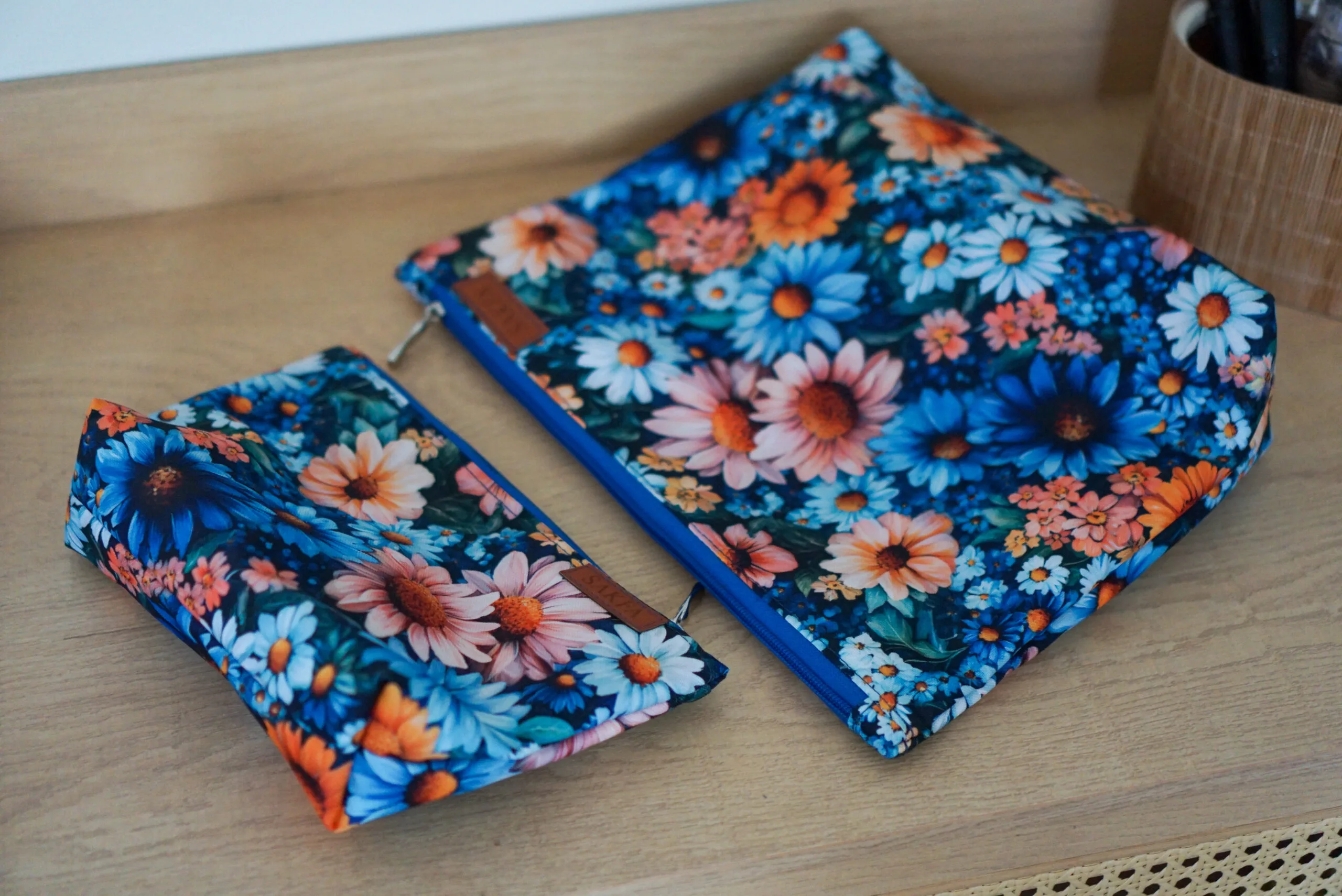 Kosmetyczka mała - Lazurowa łąka - obrazek 2