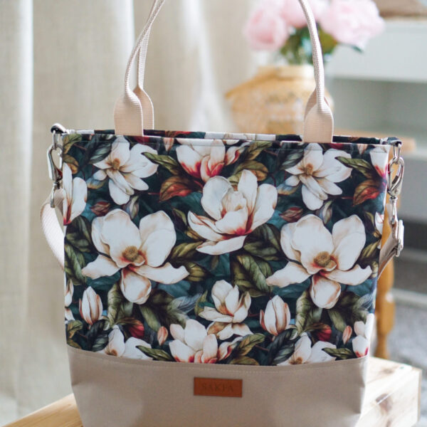 Listonoszka Emma - Magnolie