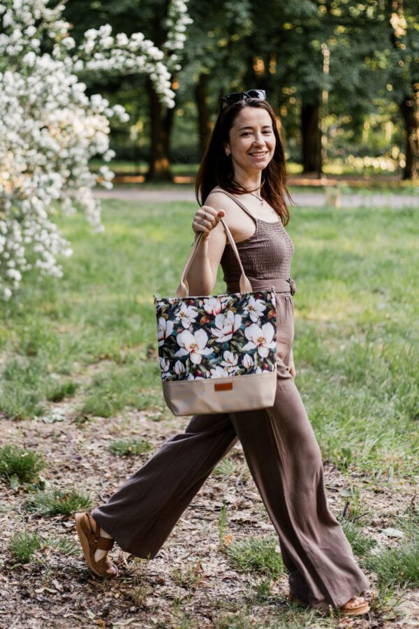 Listonoszka Emma - Magnolie