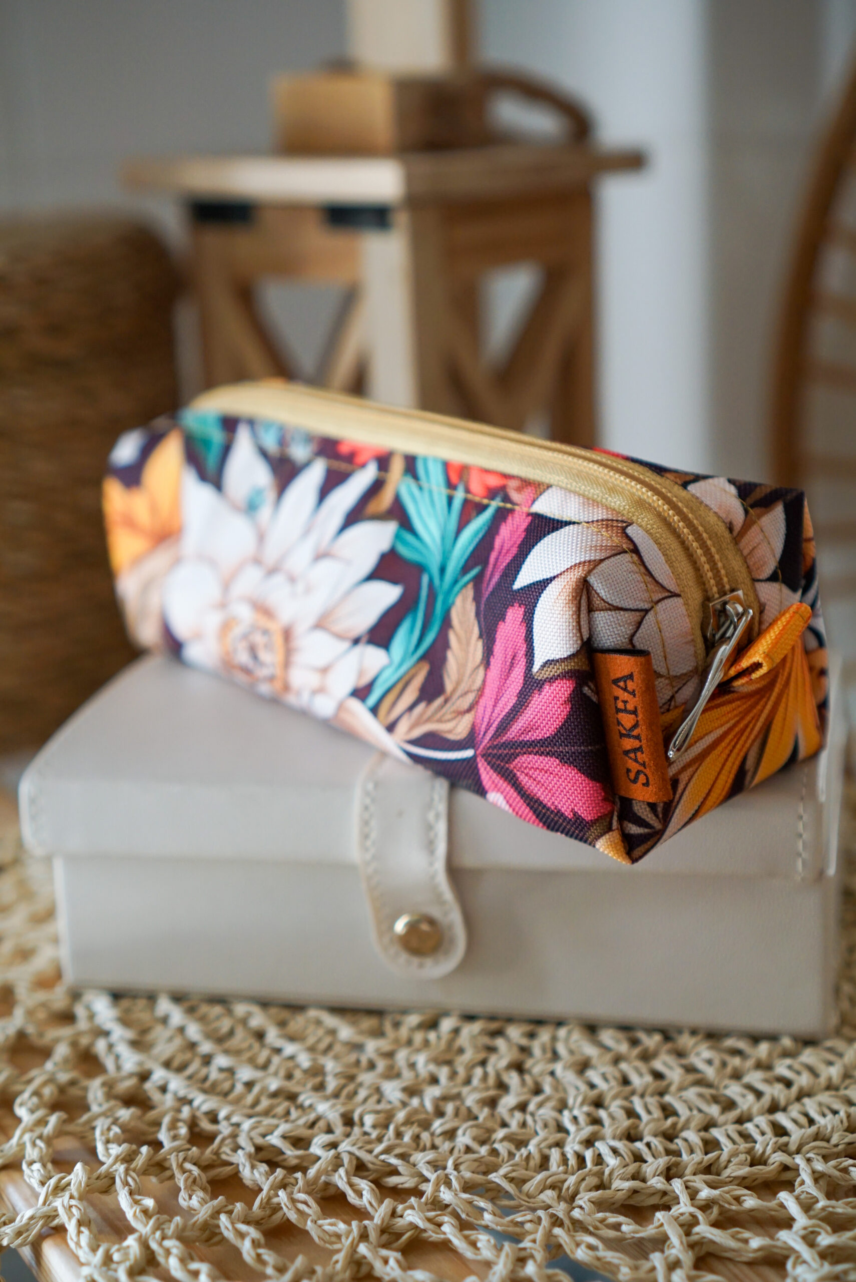 Kosmetyczka / Piórnik - Kwiatowy raj