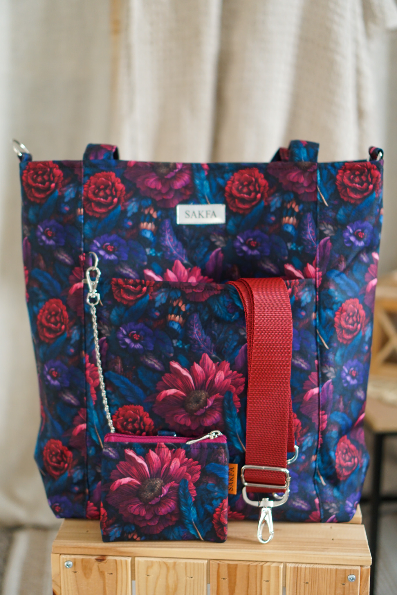 Shopperka Laura - Kwiaty w piórach - obrazek 2