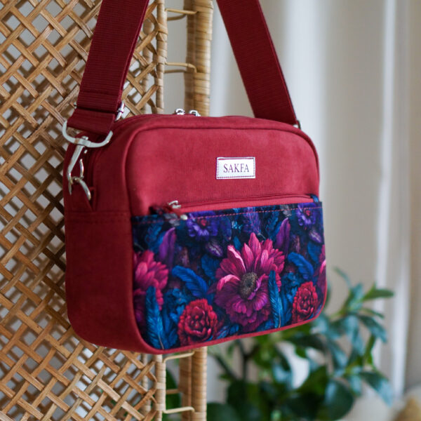 Listonoszka Sophie Malina - Kwiaty w piórach