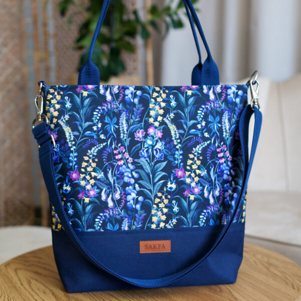 Listonoszka Emma - Polne dzwonki (wersja z granatowymi dodatkami)