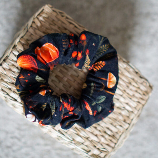 Gumka do włosów SCRUNCHIE - Muchomory